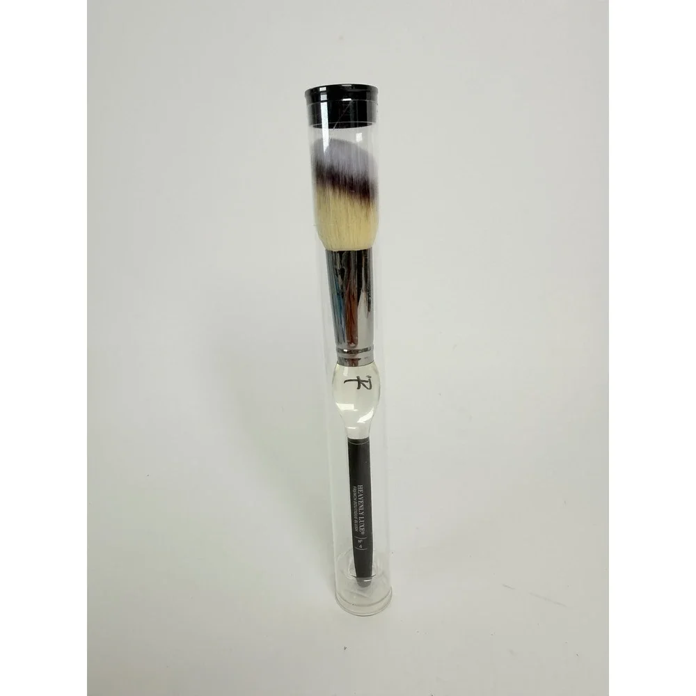 IT Cosmetics Blush Brush Heavenly Luxe French Boutique #4 Angled Cheek Face New